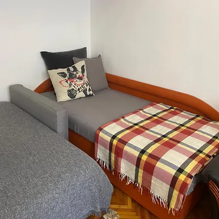 Apartment Oasis One Bedroom For Renting Budapest