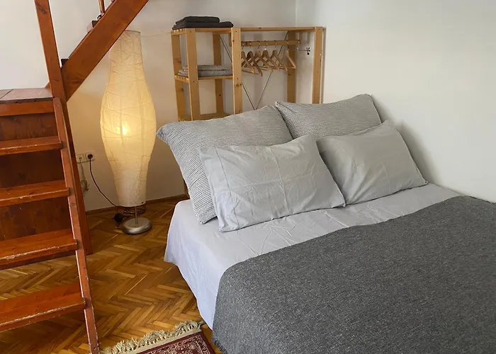 Oasis One Bedroom For Renting *