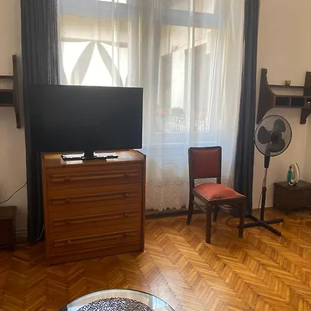 Oasis One Bedroom For Renting *